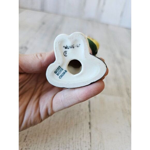 Gort wong li boy monk Buddha Chinese figurine statue vintage yellow bone china - Picture 9 of 9